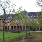 호텔 Robert-schuman-haus