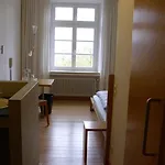 Robert-schuman-haus 2*