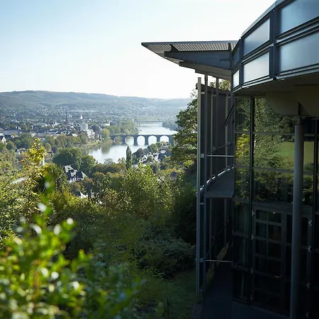 Robert-schuman-haus ホテル