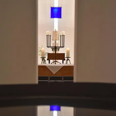 Robert-schuman-haus מלון 2*