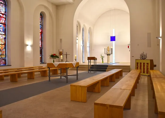 Robert-schuman-haus 2*