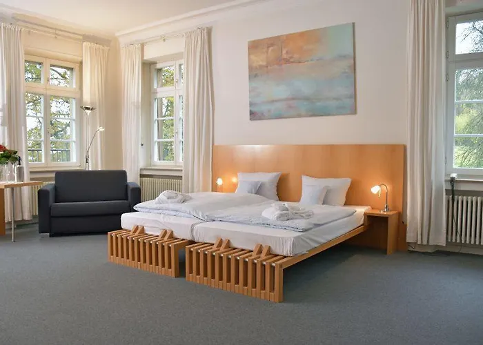 Robert-schuman-haus Hotel